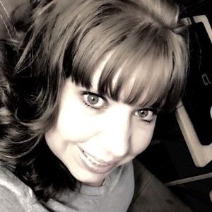 Meet your Posher, Becky